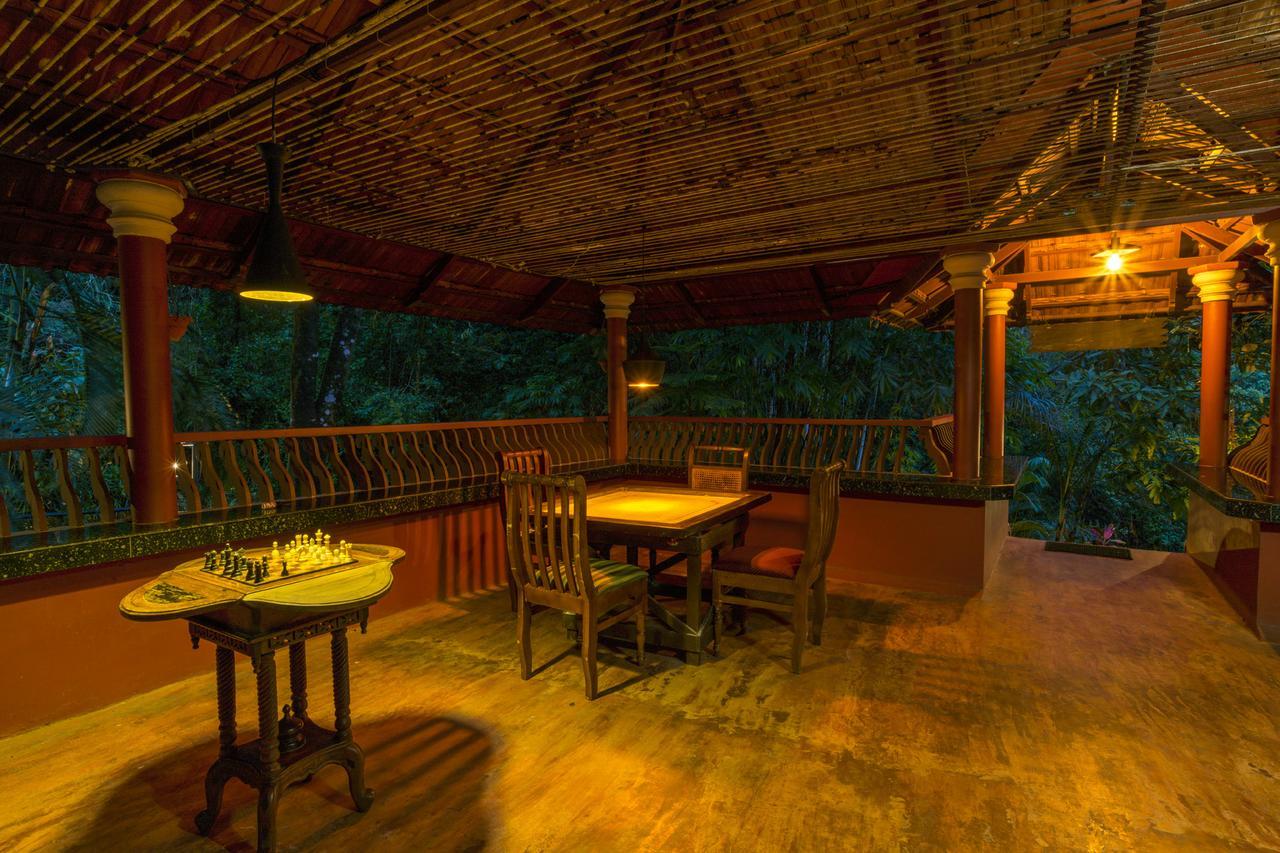 Upavan Resort Витірі Екстер'єр фото