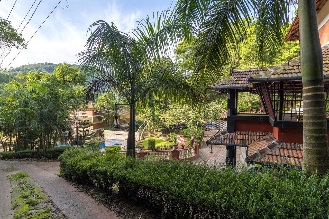 Upavan Resort Витірі Екстер'єр фото