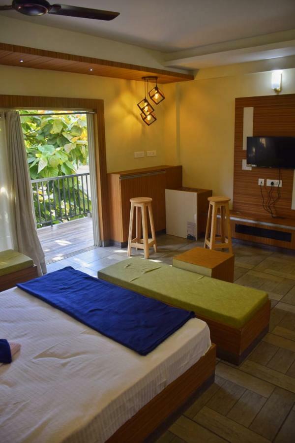 Upavan Resort Витірі Екстер'єр фото